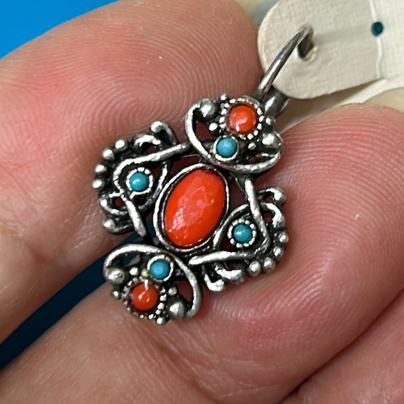 🖤Haskell lever back earrings - Picture 3 of 9